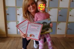 I miejsce w Dzielnicowym Konkursie Plastycznym " BIAŁO-CZERWONA MAJÓWKA"