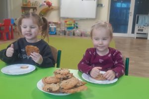 Pieczemy ciasteczka świąteczne